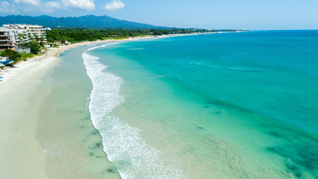 Descubre un paraíso sin sargazo: Playas cristalinas en Punta de Mita en 2025
