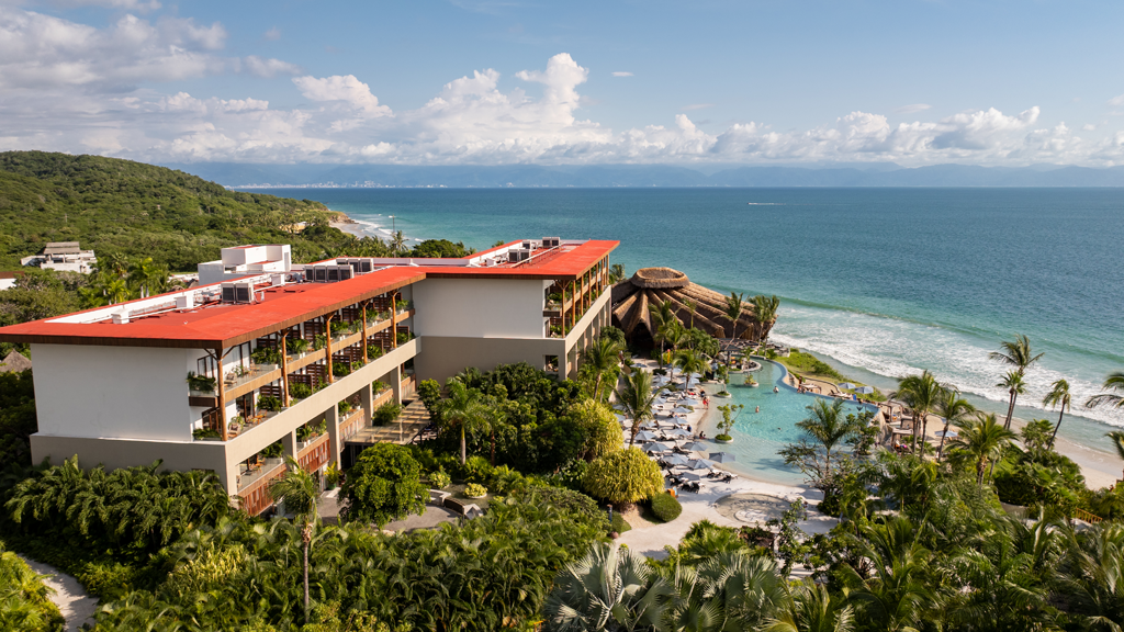 ¿Cuál resort todo incluido tiene la mejor playa en Punta de Mita?
