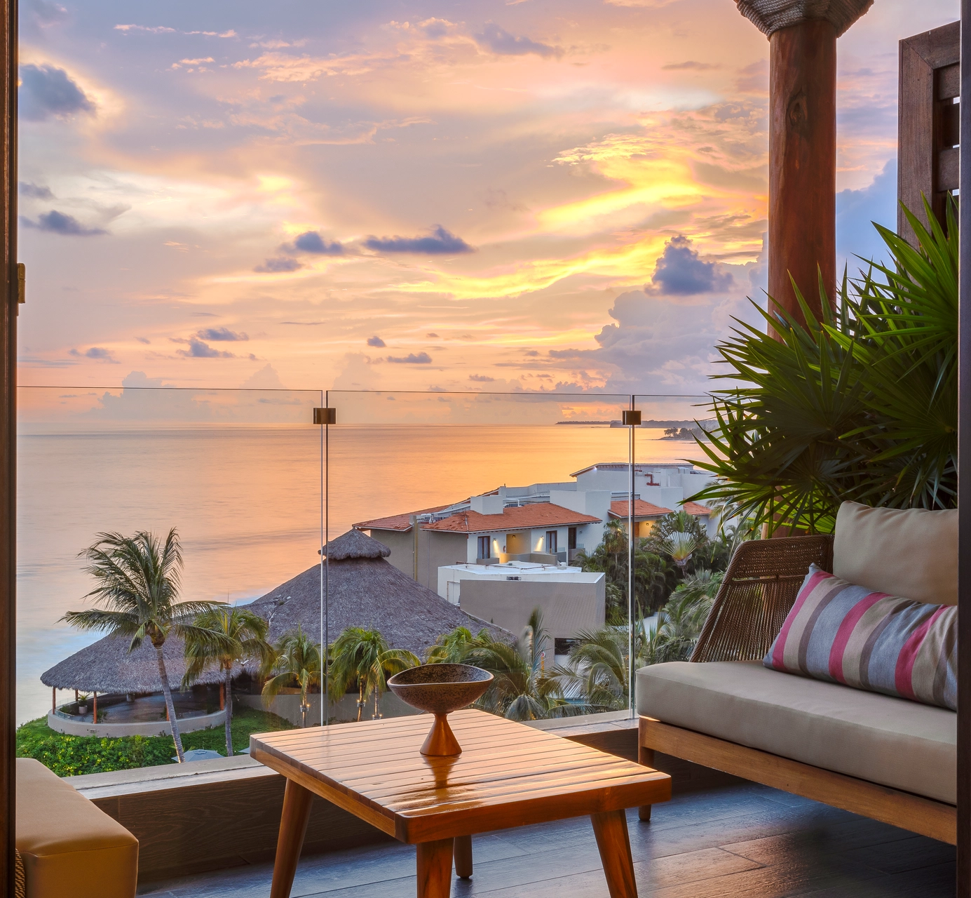 GALLERIA ESTANCIAS SUPERIORES ARMONY RESORTS