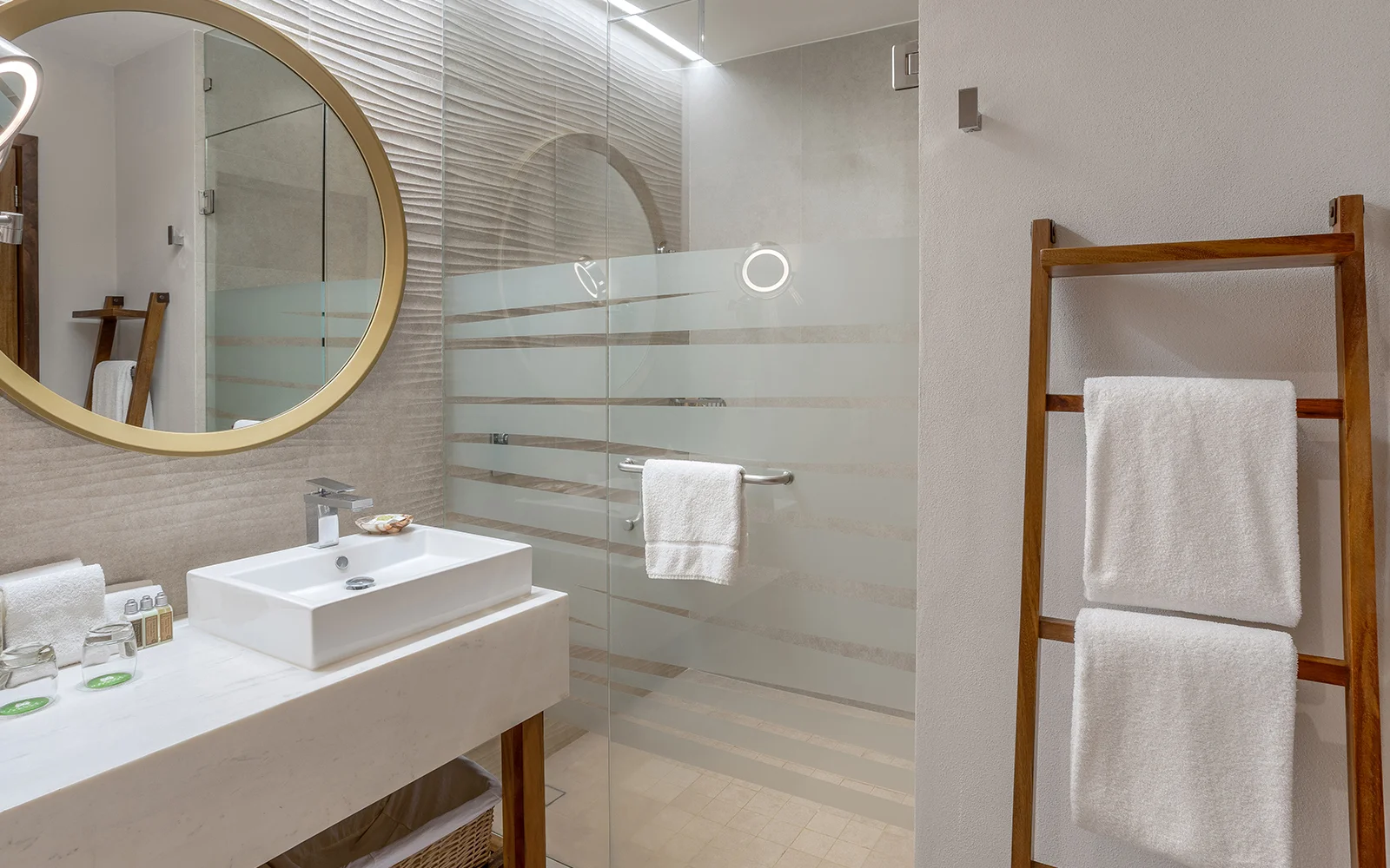 Habitación Allure Swim-Up – Vista a la Selva