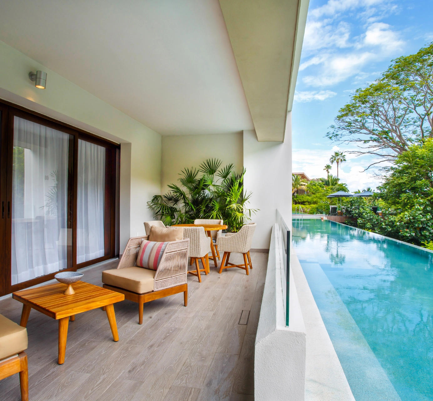 GALLERIA ESTANCIAS SUPERIORES ARMONY RESORTS